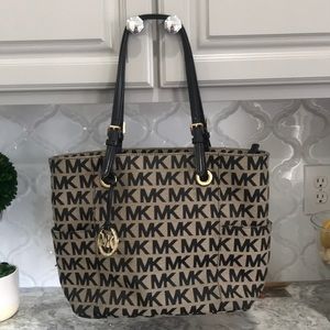 Michael Kors Shoulder Bag